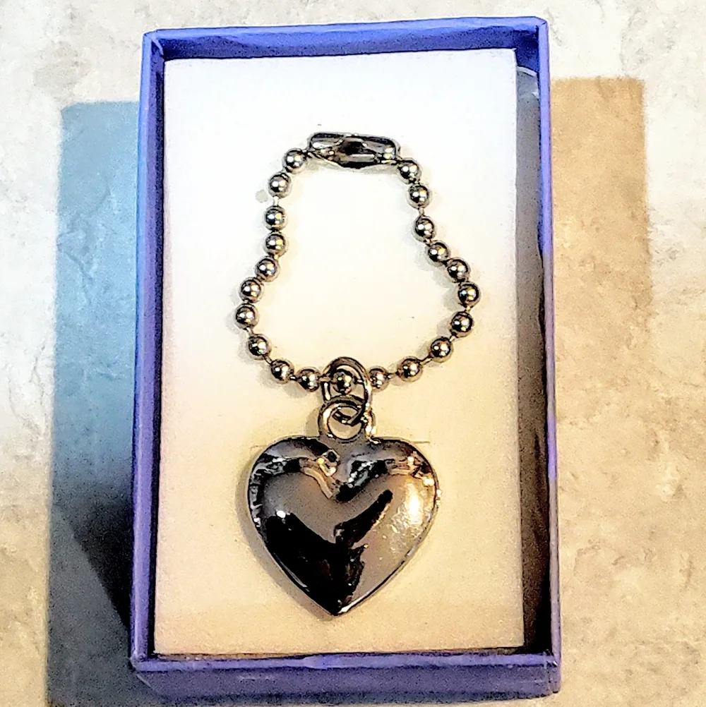 JUICY COUTURE SILVER HEART CHARM WITH RHINESTONES HANGBAG CHARM / KEYCHAIN - Picture 7 of 8